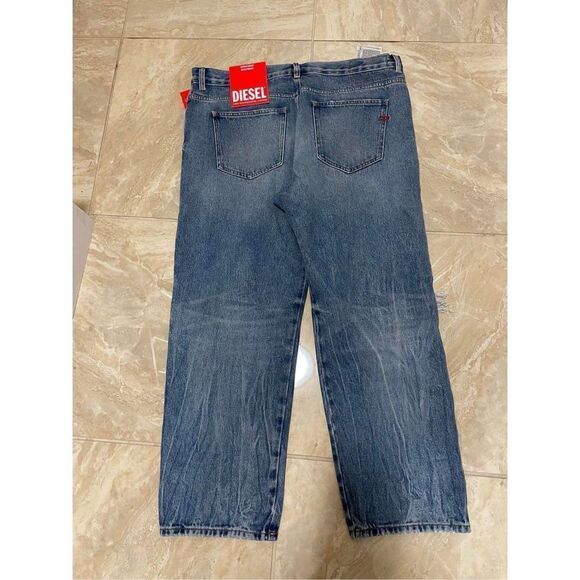 Diesel Regular Fit Mid Waist Boyfriend Leg Jeans Size 34 - Picture 4 of 7